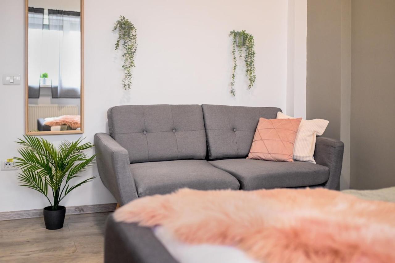 Splendid 2Br Apartment With Breathtaking Views Of Casa Poporului Бухарест Экстерьер фото