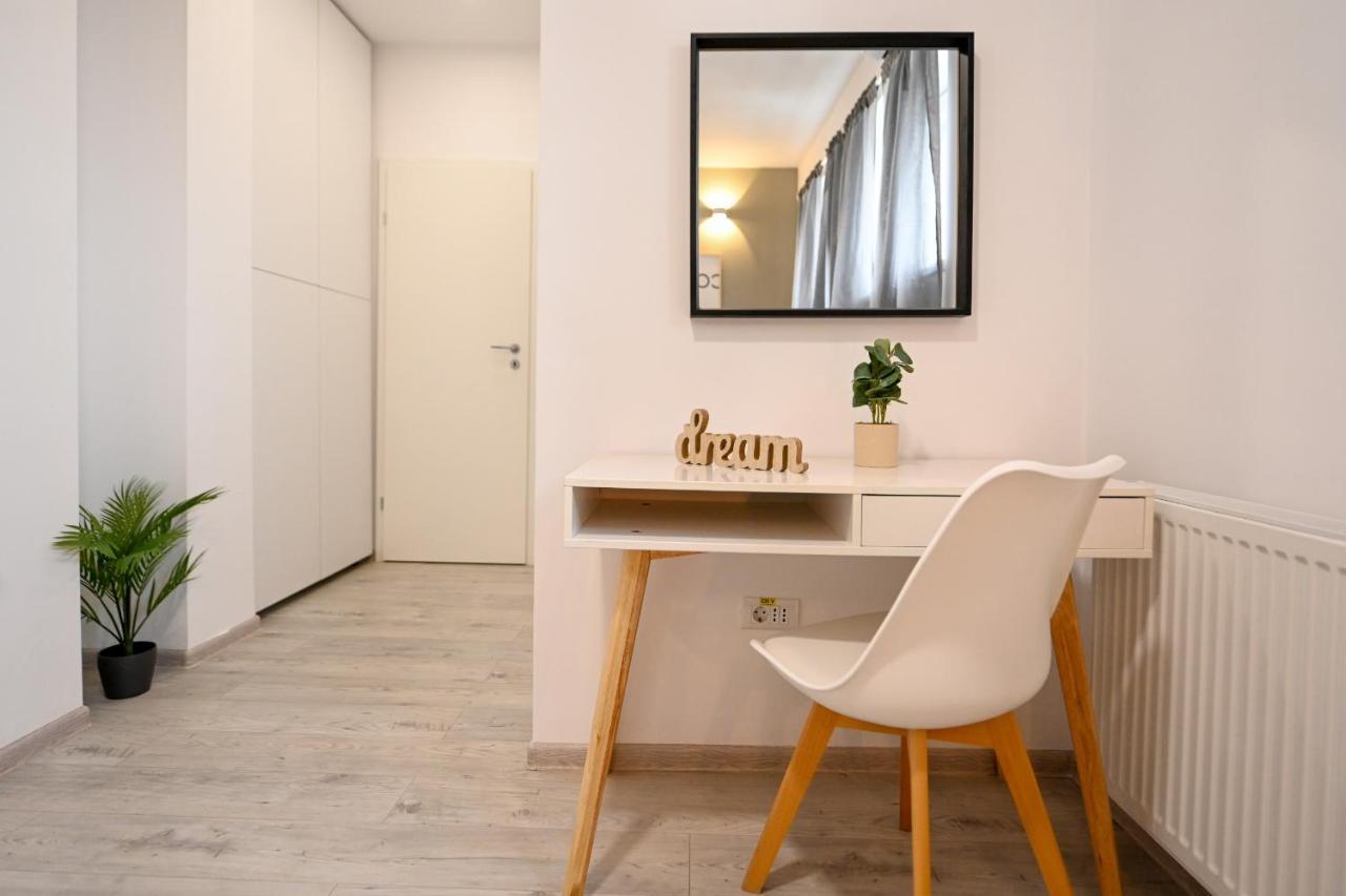 Splendid 2Br Apartment With Breathtaking Views Of Casa Poporului Бухарест Экстерьер фото